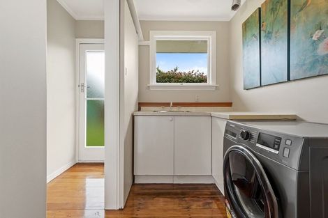 Photo of property in 8 Martbern Crescent, Bishopdale, Christchurch, 8053