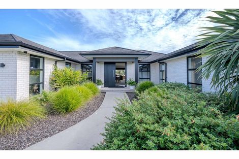 Photo of property in 11 The Lakes Drive, Kerikeri, 0230