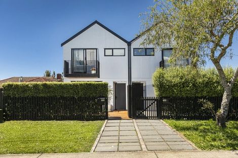 Photo of property in 70a Neil Avenue, Te Atatu Peninsula, Auckland, 0610