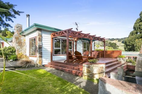 Photo of property in 26 Porterfield Street, Macandrew Bay, Dunedin, 9014