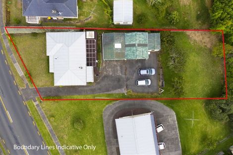 Photo of property in 8 Collingwood Road, Waiuku, 2123