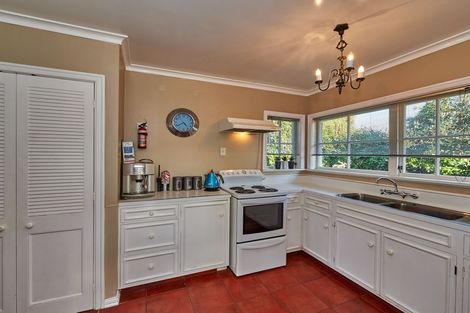 Photo of property in 10 Just Place, West End, Palmerston North, 4410