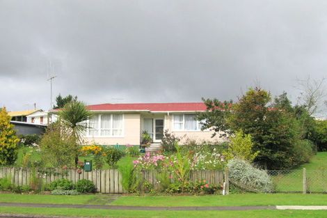 Photo of property in 32 Chartwell Drive, Tokoroa, 3420