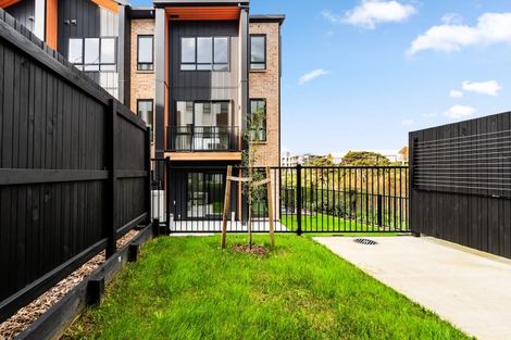 Photo of property in 13 Patrol Lane, Hobsonville, Auckland, 0616