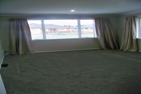 Photo of property in 3 Mckinnon Street, Leamington, Cambridge, 3432