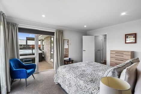 Photo of property in 12 Bragato Way, Te Kauwhata, 3710