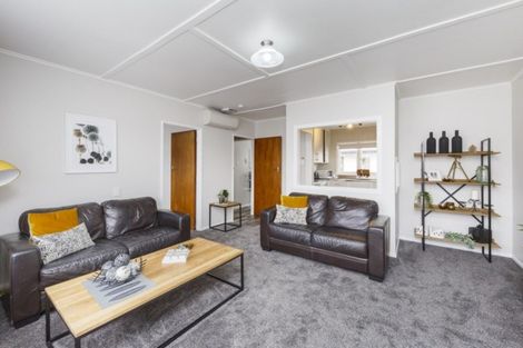 Photo of property in 2/145 College Street, Awapuni, Palmerston North, 4412