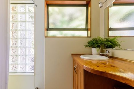 Photo of property in 26 Newgate Street, Picton, 7220