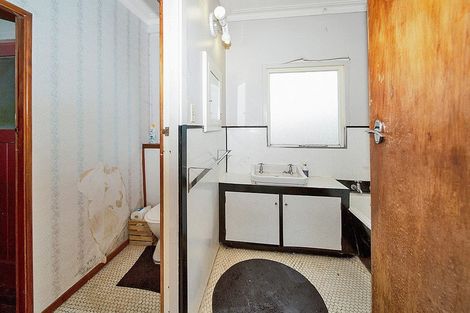 Photo of property in 25 Fantham Street, Hawera, 4610