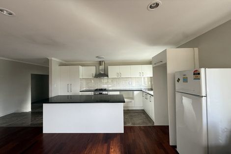 Photo of property in 115 Riverhead Road, Kumeu, 0892