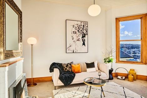 Photo of property in 23 Shannon Street, Mount Victoria, Wellington, 6011