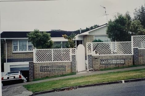 Photo of property in 211 Dowse Drive, Maungaraki, Lower Hutt, 5010
