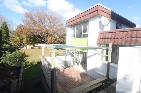 Photo of property in 3/52 Fruitvale Road, New Lynn, Auckland, 0600