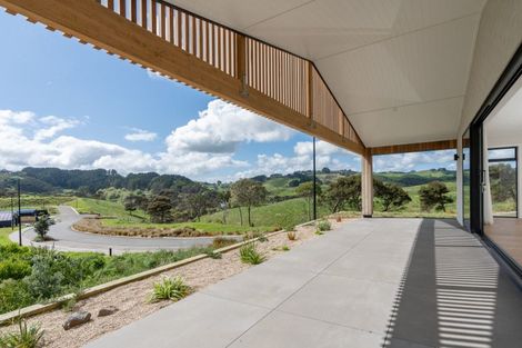 Photo of property in 11 Kapokapowai Street, Raglan, 3225