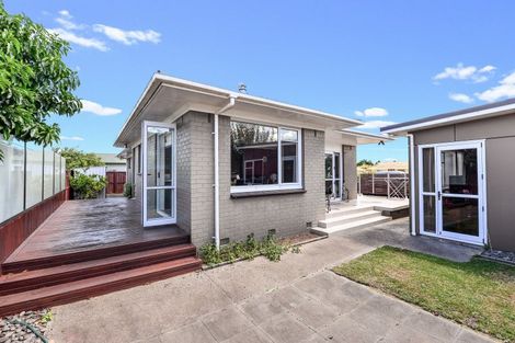 Photo of property in 6 Hilton Road, St Andrews, Hamilton, 3200