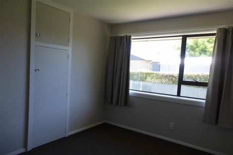 Photo of property in 61 Dickson Crescent, Hornby, Christchurch, 8042