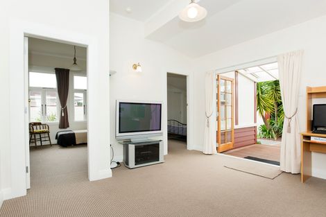 Photo of property in 38 Emily Street, Riverdale, Gisborne, 4010