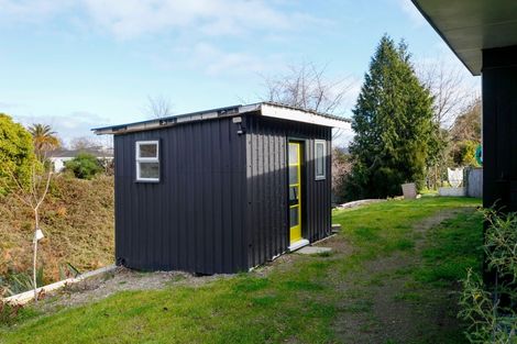 Photo of property in 14 Pipi Street, Two Mile Bay, Taupo, 3330