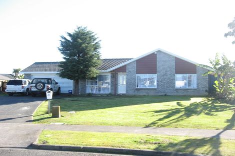 Photo of property in 35 Bernina Place, Weymouth, Auckland, 2103