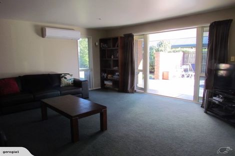 Photo of property in 72 Broadhaven Avenue, Parklands, Christchurch, 8083