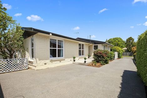 Photo of property in 16 Hounslow Street, Ilam, Christchurch, 8041