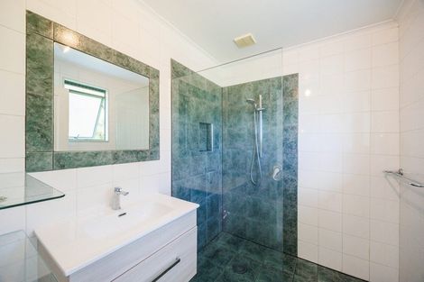 Photo of property in 19 Barnett Drive, Marton, 4710