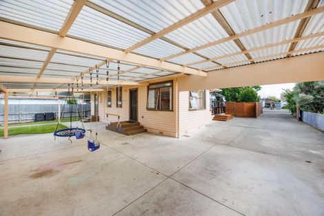 Photo of property in 18 Park Road, West End, Palmerston North, 4412