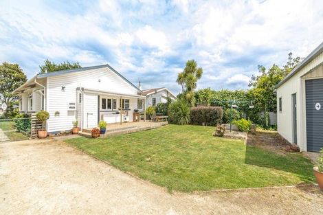 Photo of property in 28 Surrey Road, Springvale, Whanganui, 4501