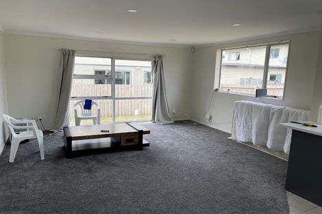 Photo of property in 3a Margarita Rise, Pukekohe, 2120