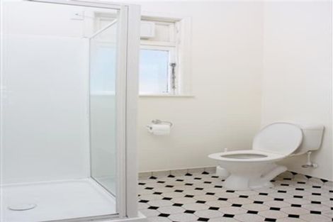 Photo of property in 53b Cambridge Terrace, Waiwhetu, Lower Hutt, 5010