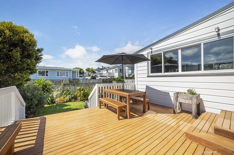 Photo of property in 30 Liffey Street, Island Bay, Wellington, 6023