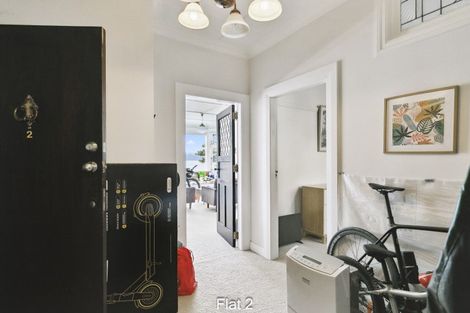 Photo of property in Coburn House, 246 Oriental Parade, Oriental Bay, Wellington, 6011