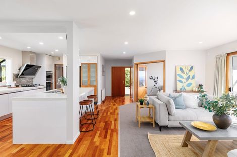 Photo of property in 12 Belleview Terrace, Mount Pleasant, Christchurch, 8081