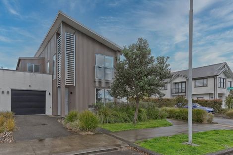 Photo of property in 30 Bomb Point Drive, Hobsonville, Auckland, 0616