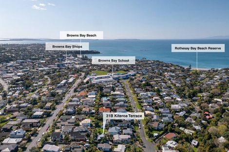 Photo of property in 2/31 Kiteroa Terrace, Rothesay Bay, Auckland, 0630