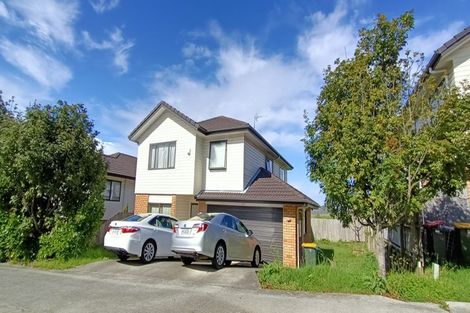 Photo of property in 25 Andover Way, Goodwood Heights, Auckland, 2105