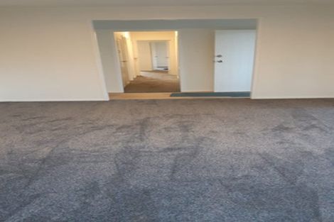 Photo of property in 38 Riverpark Crescent, Henderson, Auckland, 0610