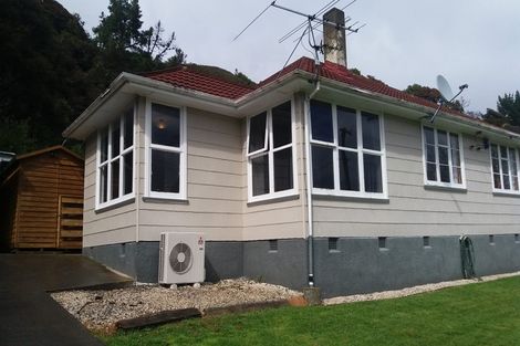 Photo of property in 256 Waddington Drive, Naenae, Lower Hutt, 5011