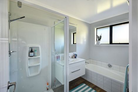 Photo of property in 48 Heathfield Drive, Mosgiel, 9024