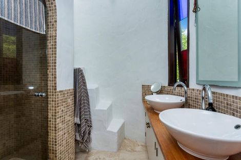 Photo of property in 24 Channel View Road, Campbells Bay, Auckland, 0630