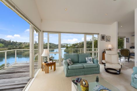 Photo of property in 54 Riverview Road, Kerikeri, 0230