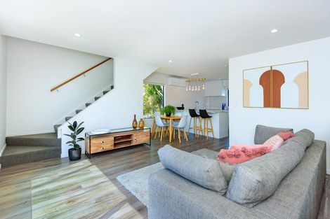 Photo of property in 2/49 Bishop Street, St Albans, Christchurch, 8014