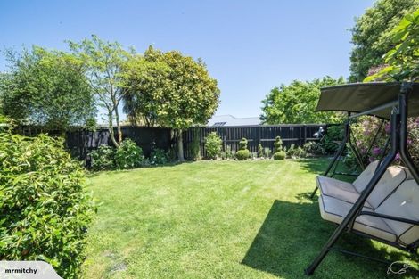 Photo of property in 3 Scarlet Lane, Redwood, Christchurch, 8051