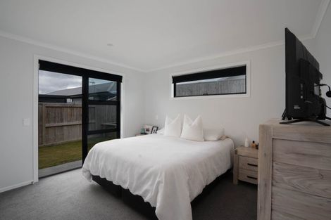 Photo of property in 45a Harakeke Drive, Wharewaka, Taupo, 3330