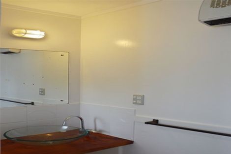 Photo of property in 17/58 School Road, Paihia, 0200