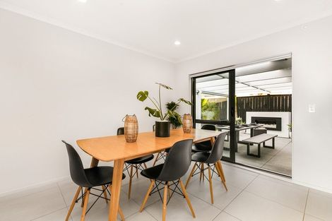 Photo of property in 11 Creda Road, Wattle Downs, Auckland, 2103