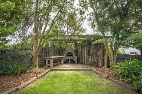 Photo of property in 14 Norwich Place, Awapuni, Palmerston North, 4412