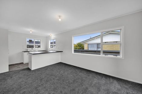 Photo of property in 8a Milmoe Street, Hawera, 4610