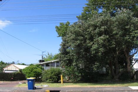 Photo of property in 139 Verbena Road, Birkdale, Auckland, 0626