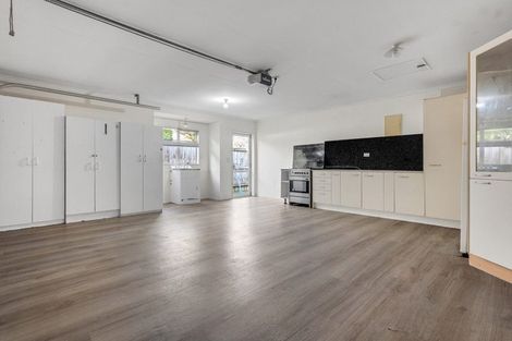 Photo of property in 27 Richfield Crescent, Westgate, Auckland, 0614